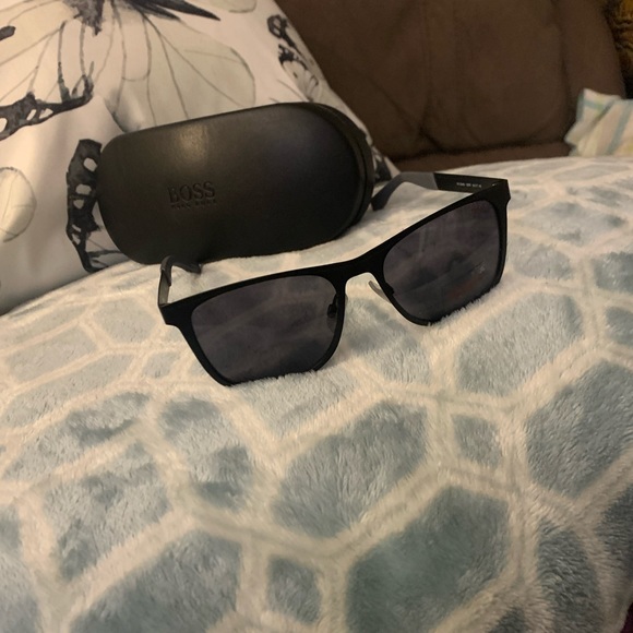 Hugo Boss - Picture 3 of 4